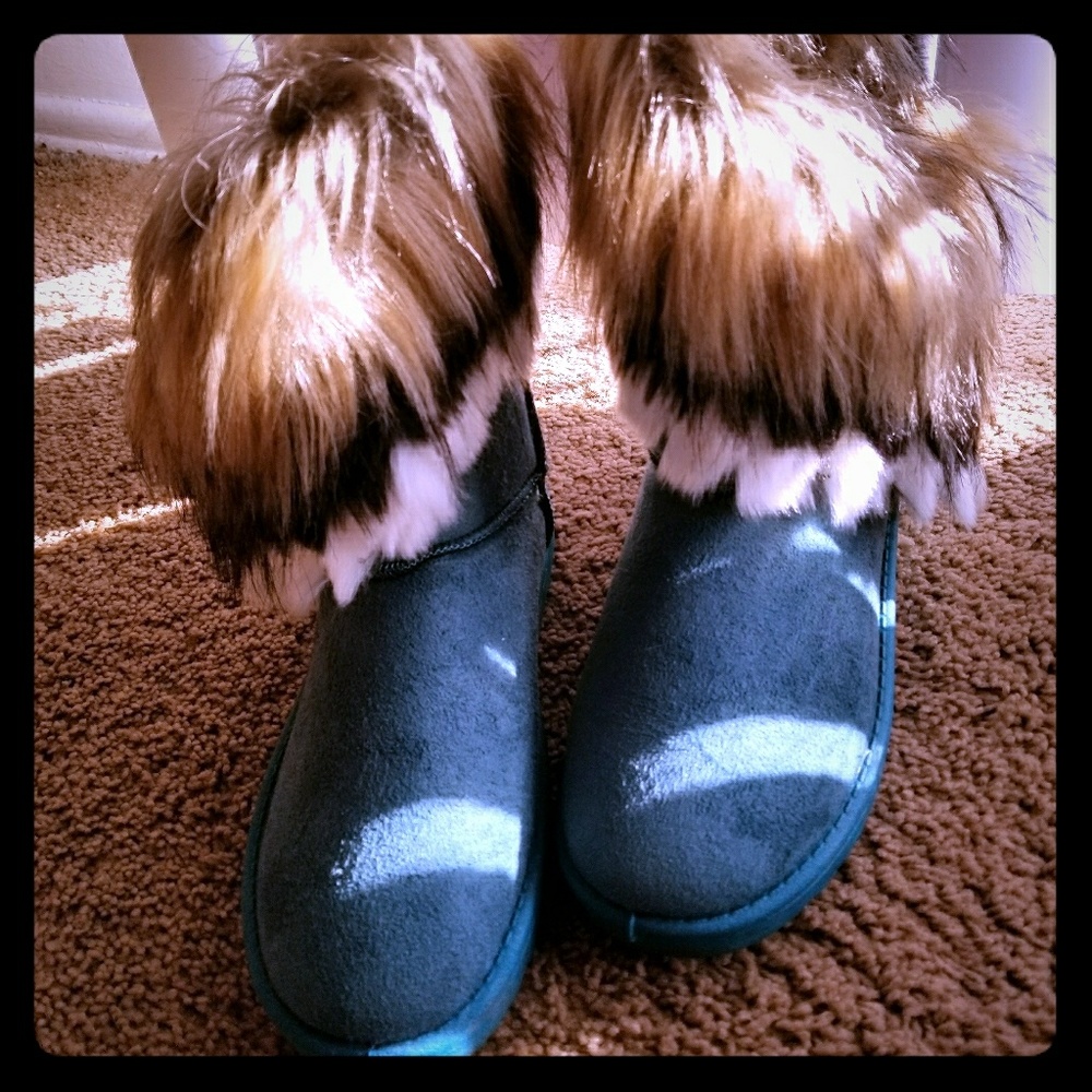 Teal Faux Fur Boots
